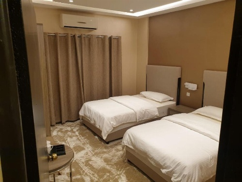 OYO 483 Al Shaiki Hotel image 17