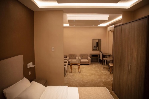 OYO 483 Al Shaiki Hotel image 33